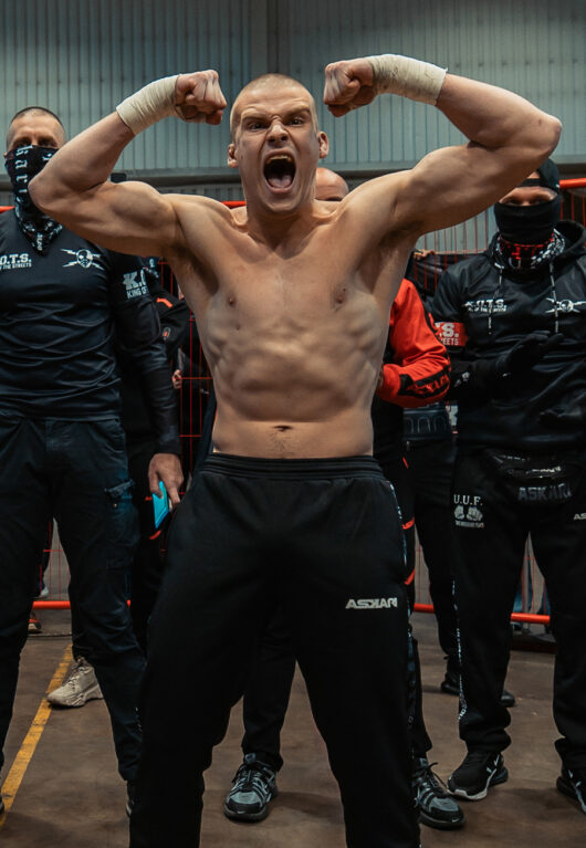 NIKS MARTINS BEMBERIS